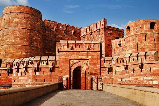 Access to the Taj Mahal skipping the Queue - Taj Mahal Tickets - Price and value: how $14 per person adds up (and when it might not)