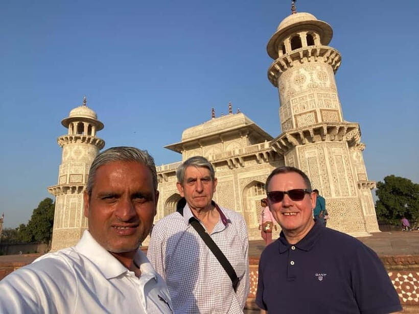 Agra: Agra Fort and Baby Taj Private Tour with Pickup & Drop - Agra Fort: UNESCO views, Mughal power, and inlay craft you can spot
