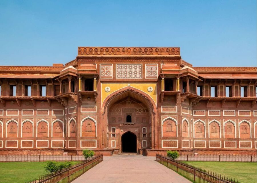 Agra: Agra Fort Skip-the-line ticket with Full Guided Tour - Skip-the-Line Entry at Agra Fort: What You Gain in Real Time