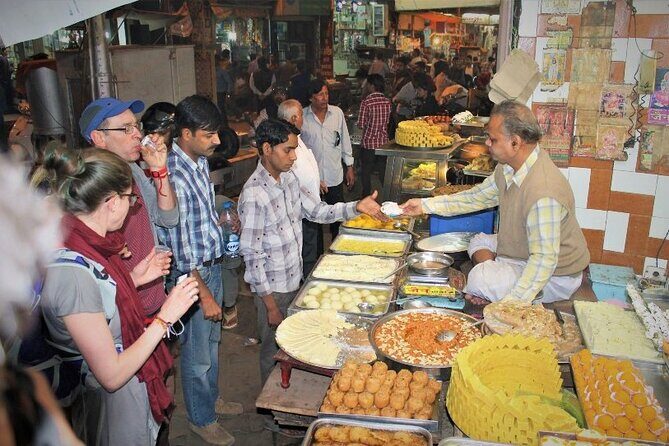 Agra Evening Food Walk & Market Tour with Private Local Guide - Timing and Pace: How to Enjoy Four Hours Without Rushing