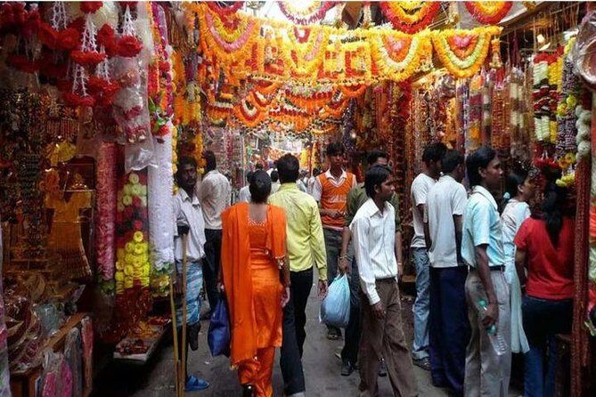 Agra Old City Walking Tour, Private Heritage walking Guided Tour - Getting started smoothly: pickup, walking breaks, and what to wear