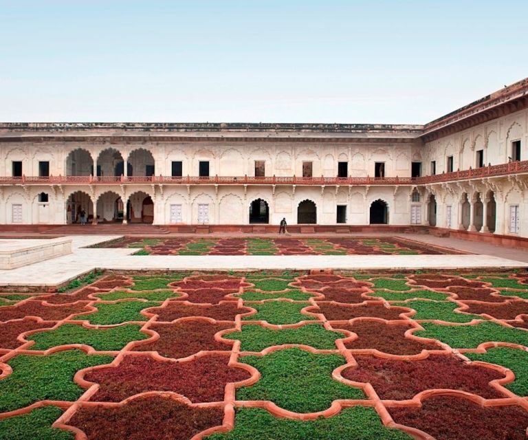 Agra: Private Taj Mahal and Agra Day Tour with Transfer - Lunch break: tasty fuel, and the value depends on your option