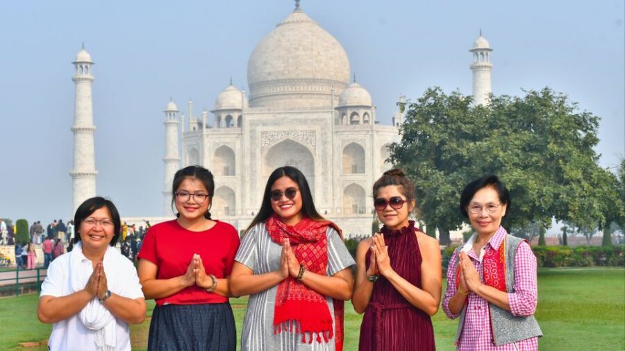 Agra: Private Taj Mahal and Agra Fort Tour with Hotel Pickup - Entering the Taj Mahal Fast (and Using the Time for Photos)
