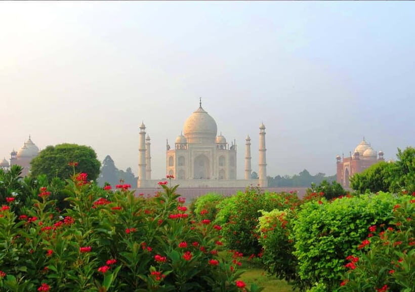 Agra: Private Tour Guide in Agra full-day - A Private Guide Changes the Whole Taj Mahal Experience
