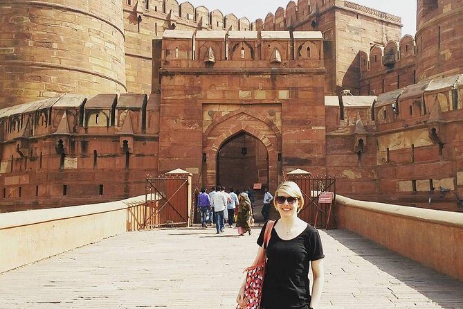 Agra Sightseeing & Shopping Tour by Private Car with Guide - How long you’ll really spend walking (and how fit you should be)