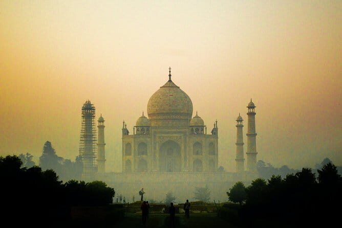 Agra Sightseeing Tour All Inclusive - Pickup and Private Transport: Comfort Meets Control
