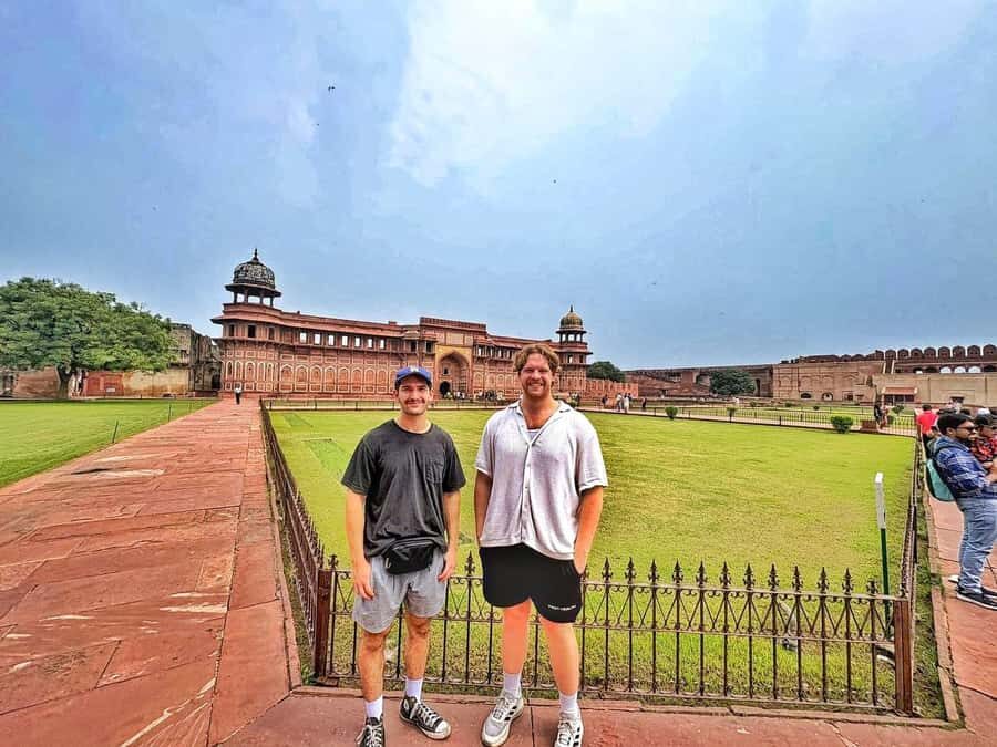 Agra: Skip-the-line Taj Mahal, Agra Fort & Baby Taj Day Tour - Price and value: what $2.61 per person really buys