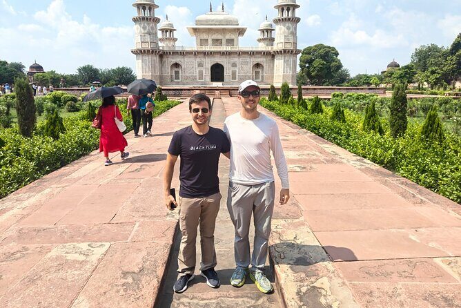 Agra: Skip the Line Taj Mahal and Agra Fort Private Day Tour - Who this tour suits best (and who may want something else)