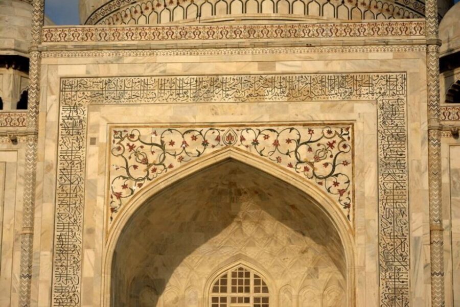 Agra: Taj Mahal Agra Full or Half Day Tour with Local Guide - Key things that make this Taj Mahal tour work