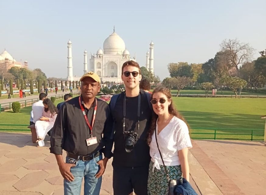 Agra: Taj Mahal Entry Tickets with optional Licensed Guide - The 3-hour guided route through the mausoleum and gardens