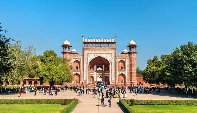 Agra: Taj Mahal Sunrise & Agra Fort Guided Tour Options - Price and value: how $5 can be either a steal or a trade-off