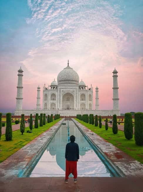 Agra: Taj Mahal Vip Tickets with Guide & Backside Boat Ride - Guide quality: photo-first help from guides like Shafiq and Vinny