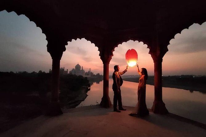 Agra Walking Tour - Shri Mankameshwar Mandir: a 650-year-old storytelling pause