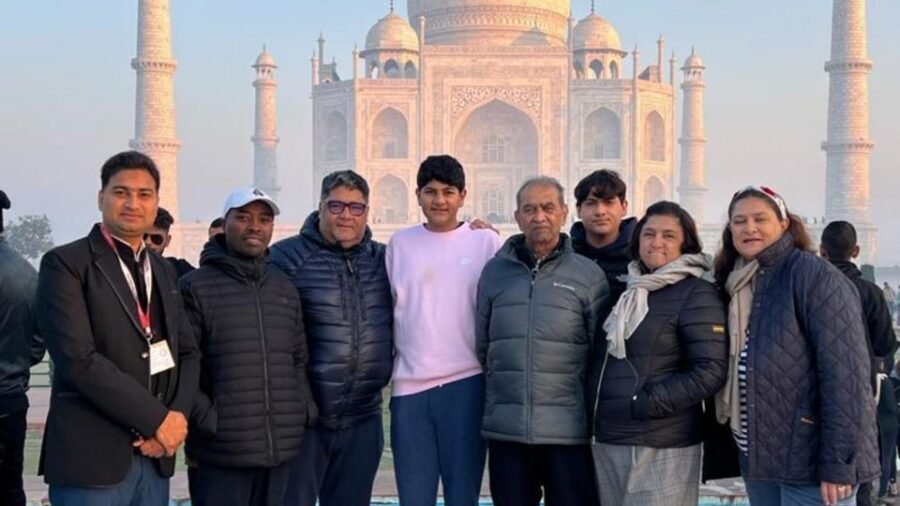 Agra:Taj Mahal Skip-The-Line Guided Tour with Breakfast - Price and value: what $2.20 really buys you