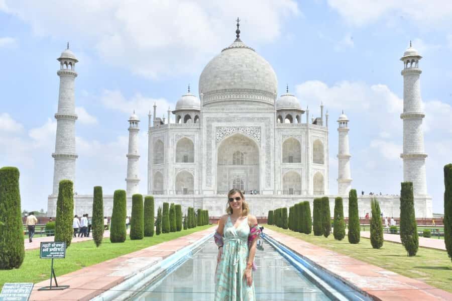 Delhi: Taj Mahal & Agra Tour by Gatimaan Express Train - Train breakfast and dinner: small perks that keep momentum