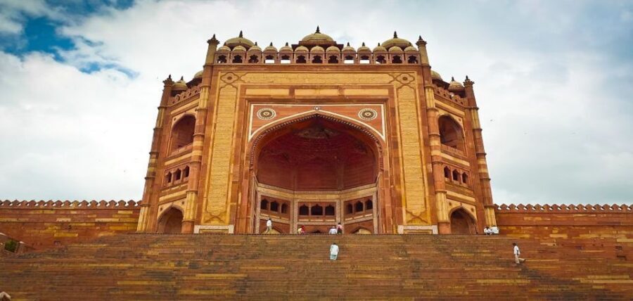 From Agra: Fatehpur Sikri and Market Private Half-Day Tour - What $22 gets you, and where to budget extra