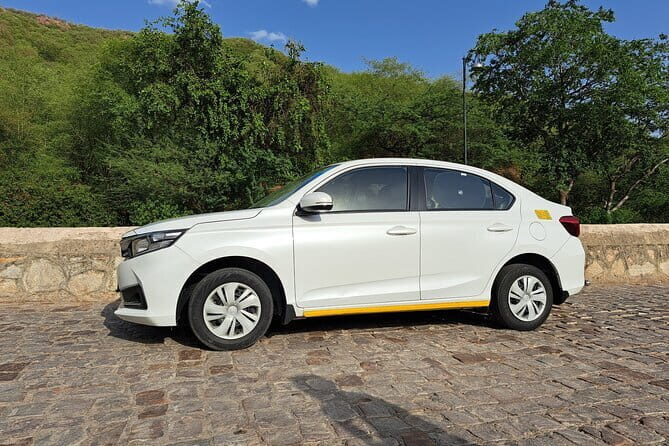 From Agra: Private one way Transfers Cab To Delhi drop - Key things I’d bet on before you book