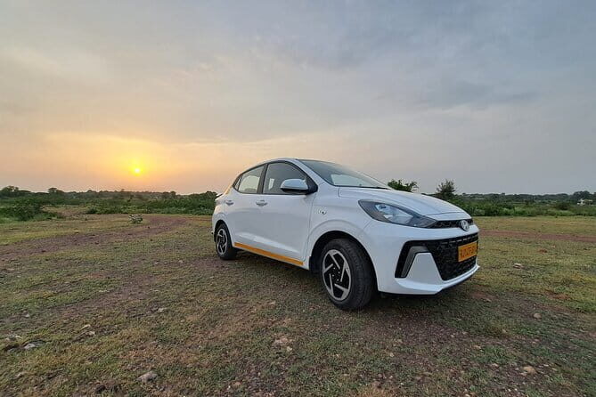 From Agra: Private one way Transfers Cab To Delhi drop - What the car experience includes (and what you should expect for comfort)