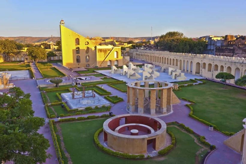 From Delhi: 2-Days Golden Triangle Tour to Agra and Jaipur - Should You Book This 2-Day Golden Triangle Tour?