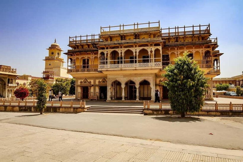 From Delhi: 2-Days Golden Triangle Tour to Agra and Jaipur - Day 1: Taj Mahal + Agra Fort, Then You Roll Into the Pink City