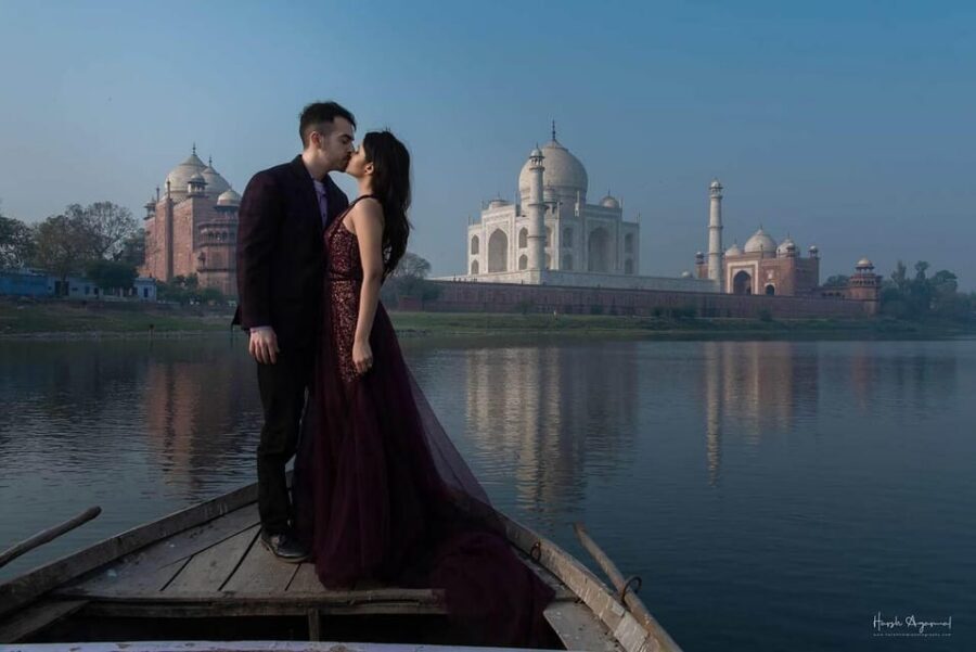 From Delhi: Deluxe Taj Mahal and Agra tour with Luxury Cars - Baby Taj (Itmad-Ud-Daulah) plus Mehtab Bagh sunset point