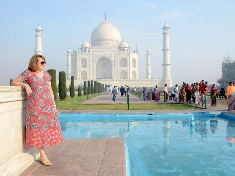 From Delhi : Private Taj Mahal & Agra Tour with 5 Star Lunch - A Smooth Delhi-to-Agra Day With Private Pickup and AC