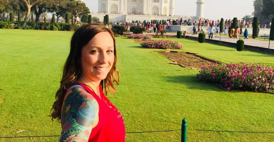 From Delhi: Sunrise Taj Mahal Tour To Agra - Delhi hotel pickup to Agra drive: the easy part of the day