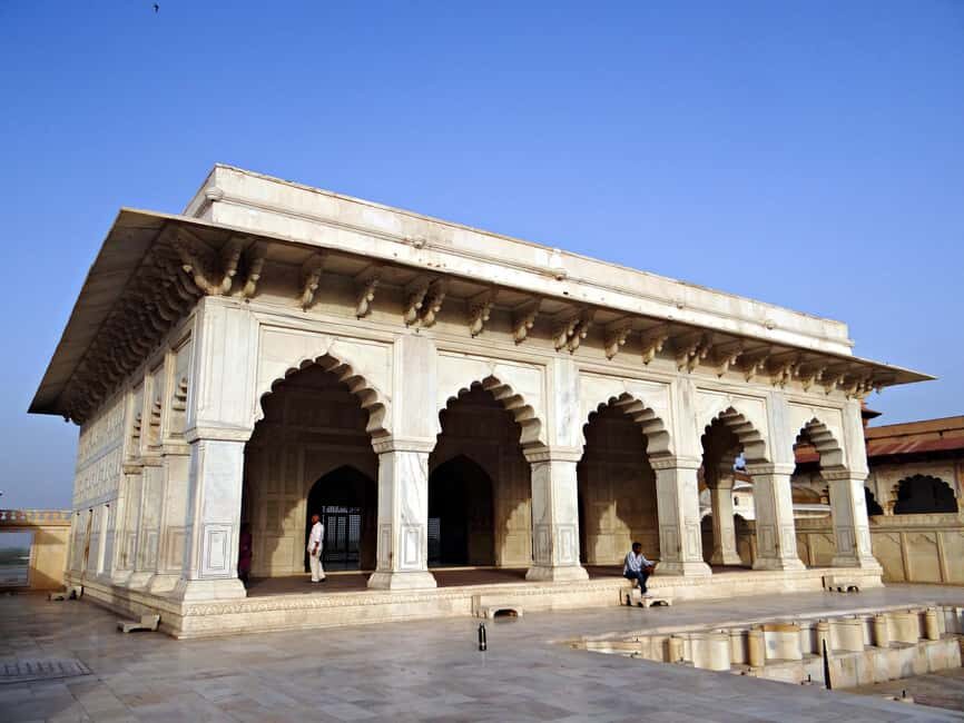 From Delhi: Taj Mahal and Agra Fort Day Tour with transfer - From Delhi to Agra: the early pickup and the transfer that actually matters