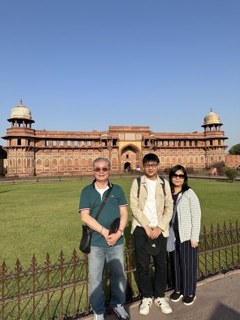From Delhi : Taj Mahal and Agra Fort Tour By Private Car - Delhi to Agra by private AC car on the Yamuna Express Highway