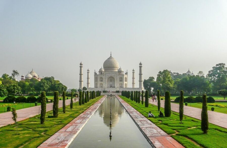 From Delhi: Taj Mahal Sunrise & Agra Fort Guided Day Trip - The sunrise Taj Mahal is the whole reason to do this