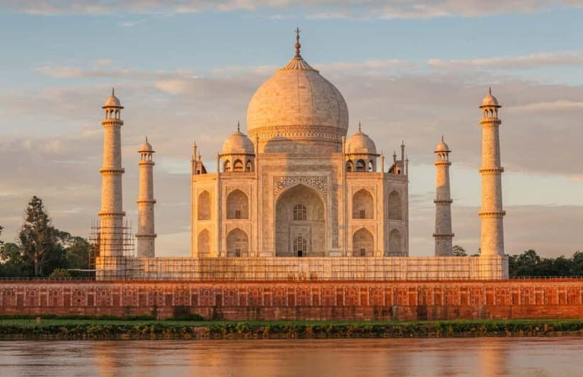 From Delhi: Taj Mahal Sunrise & Agra Fort Guided Day Trip - The real payoff: safe driving, strong guides, and fewer headaches