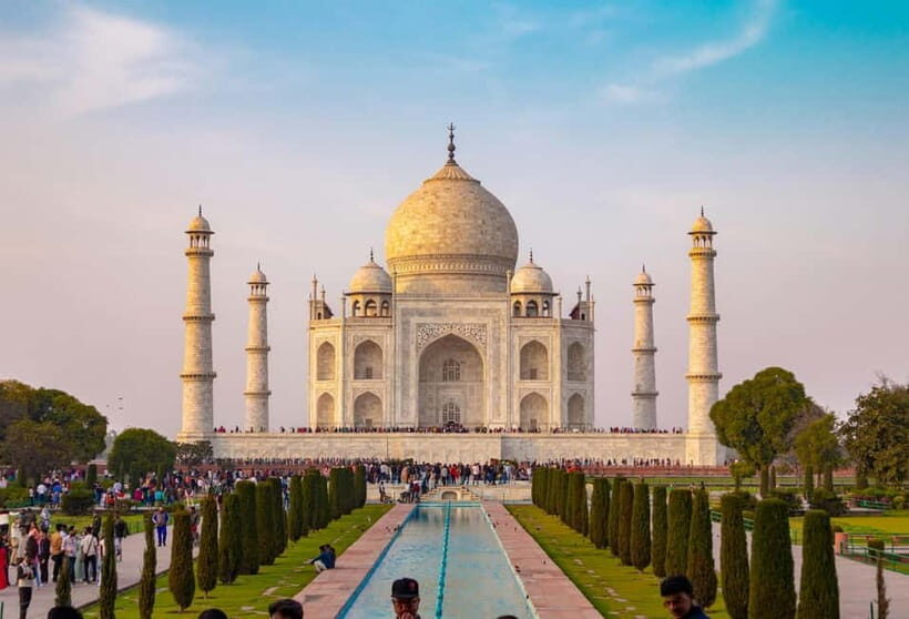 From Jaipur: Taj Mahal Same Day Guided Tour by Car - The Taj Mahal visit: more than a photo stop