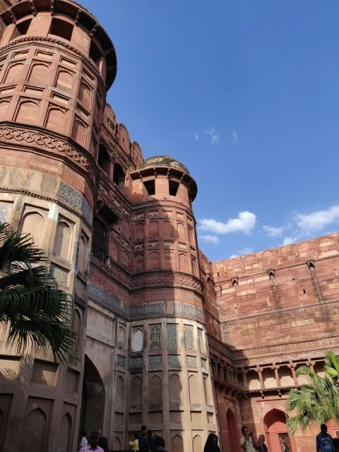 From Jaipur: Taj Mahal Sunrise Tour with Delhi Drop-Off - Practical Tips: Passport, Friday Closures, and Comfortable Shoes
