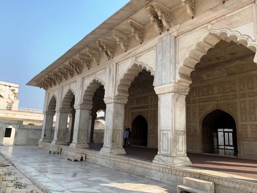 From New Delhi : Tajmahal Tour by Train All Inclusive - Lunch in Agra and how the tour keeps your energy steady