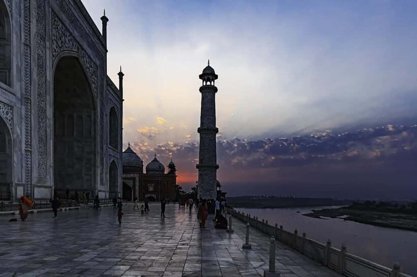 Full-Day Tour of Agra with Sunrise & Sunset at Taj Mahal - Why This Agra Day Works: Two Taj Moods in One Trip