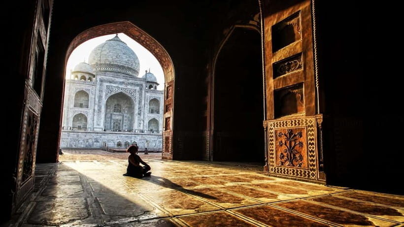 Full-Day Tour of Agra with Sunrise & Sunset at Taj Mahal - Taj Mahal at Sunrise: What You’re Really Watching
