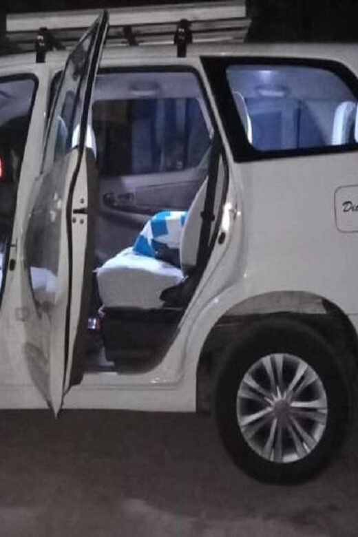Gurgaon: Private Taj Mahal Day Tour from Gurgaon/Gurugram - Taj Mahal entry strategy and that golf cart shortcut