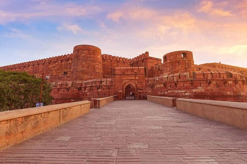 Jaipur: Tajmahal Sunrise Tour with Fatehpur Sikri & Abhaneri - A Guided Walk That Makes the Taj Mahal Make Sense