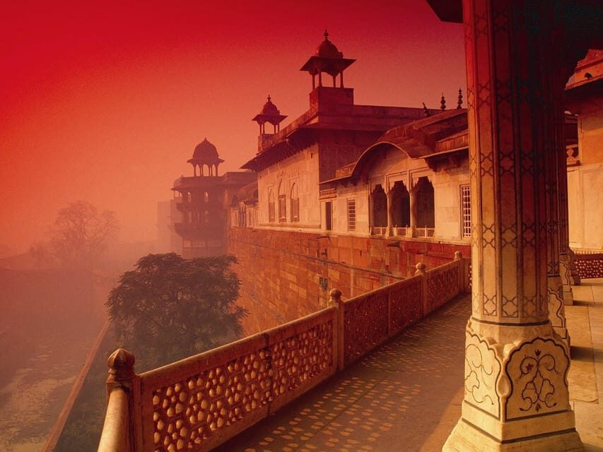 Local Agra: Private Taj Mahal Sunrise & Agra Guided Tour - Air-Conditioned Comfort, Drinking Water, and Lunch That Keeps the Day Moving