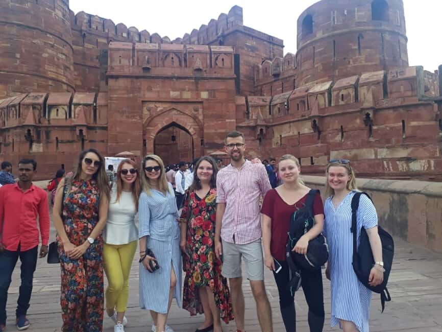 Luxury train tour from Delhi to Agra - The day’s timeline: how the schedule flows