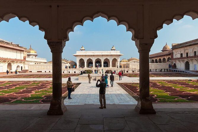 Private 3-Day Ranthambhore Tiger Tour from Agra ending in Jaipur - Transfer rhythm: private AC vehicle, long drives, and why timing matters