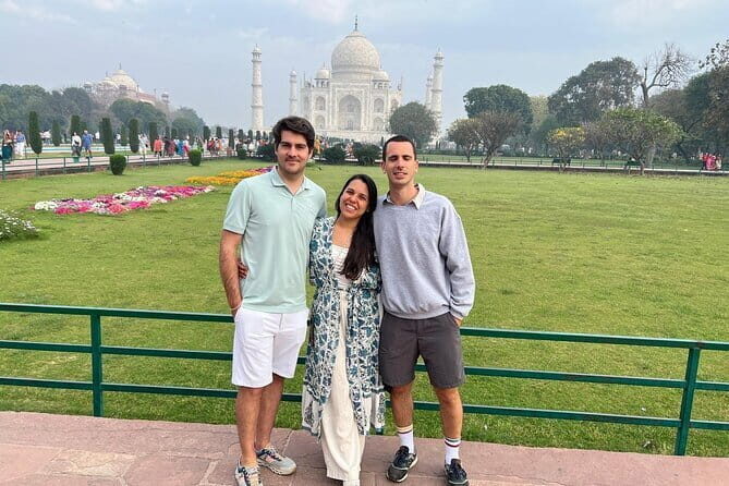 Private Agra Tour to TajMahal from Delhi by Car - Road Comfort From Delhi NCR: Why This Pickup-Driven Plan Works