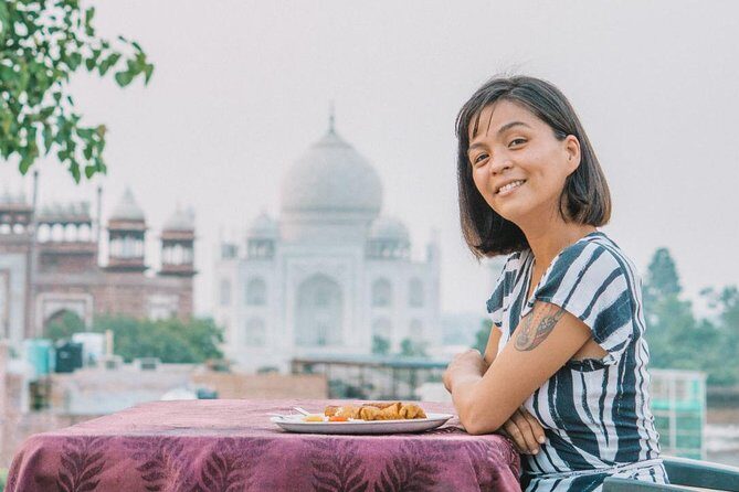 Private Exclusive Taj Mahal & Agra Fort City Tour - Communication and comfort: what the reviews highlight