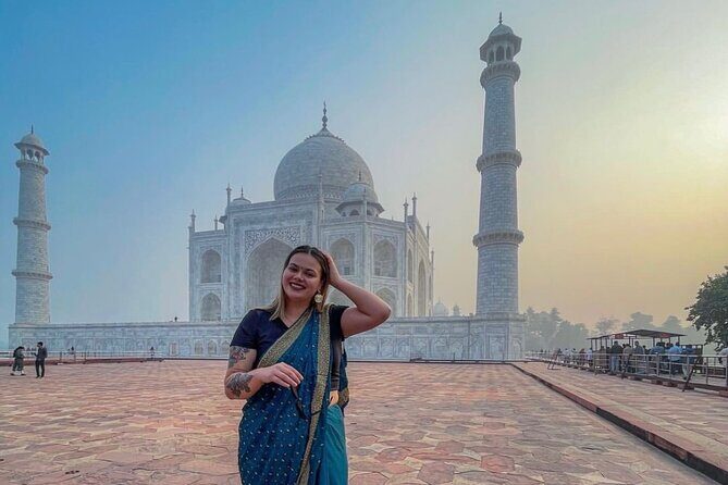 Private Guided Taj Mahal Sunrise Tour with Agra City Highlights - Entering the Taj Mahal: How the Guide Changes What You Notice