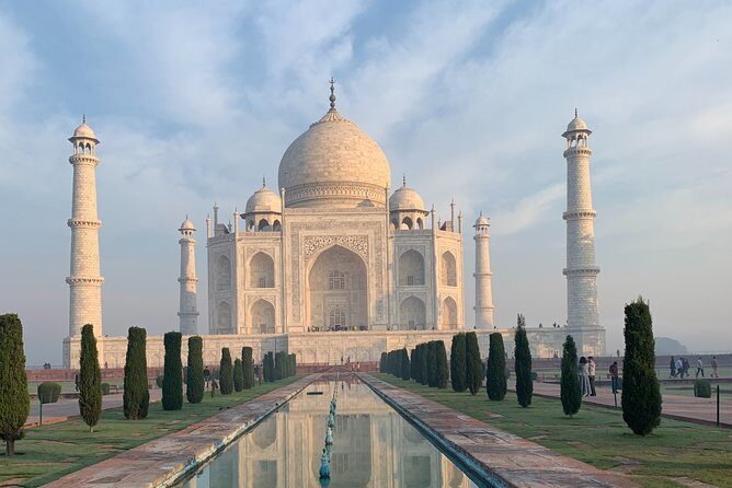 Private Taj Mahal Sunrise and Agra Fort Skip the Line Tour - Sunrise Taj Mahal and Agra Fort: how this tour plays out in real time