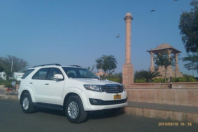 Private Transfer from Agra to Jaipur - Should you book this private transfer with Ajay Day Tours?