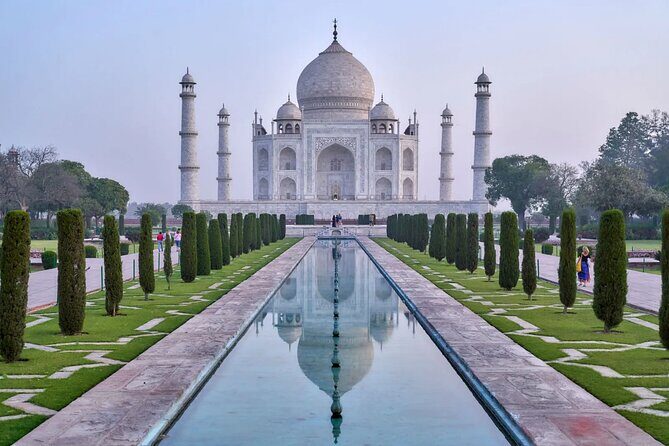 Sunrise Taj Mahal Agra Fort Day Tour Guide Tour By Car From Agra - How skip-the-line helps at the Taj Mahal main gate