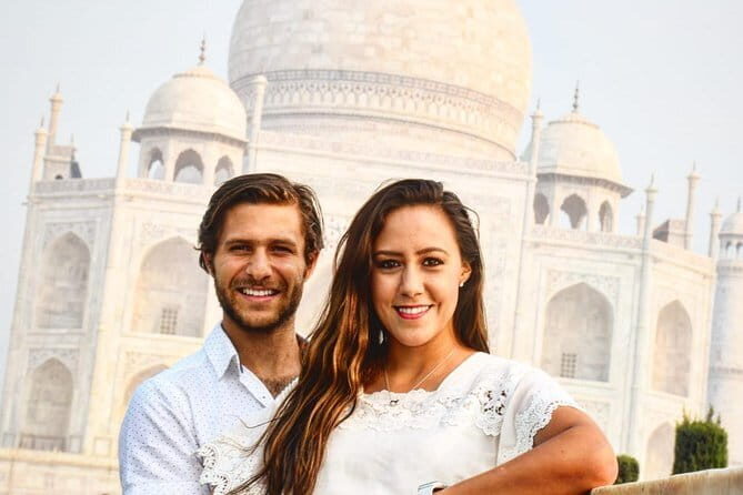 Sunrise Taj Mahal, Agra Fort, Red Taj and Moonlit Garden Private Tour - Courtyard Agra Lunch: A Real Sit-Down Break at a 5-Star Hotel