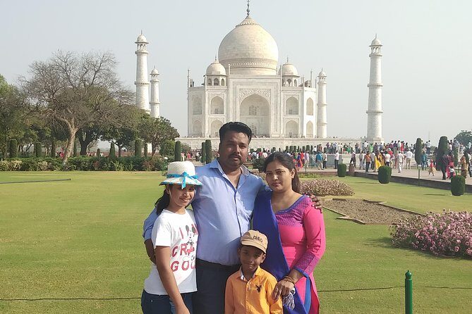 Taj Mahal and Agra Fort City Tour Local - Pickup, private vehicle, and the comfort math in Agra