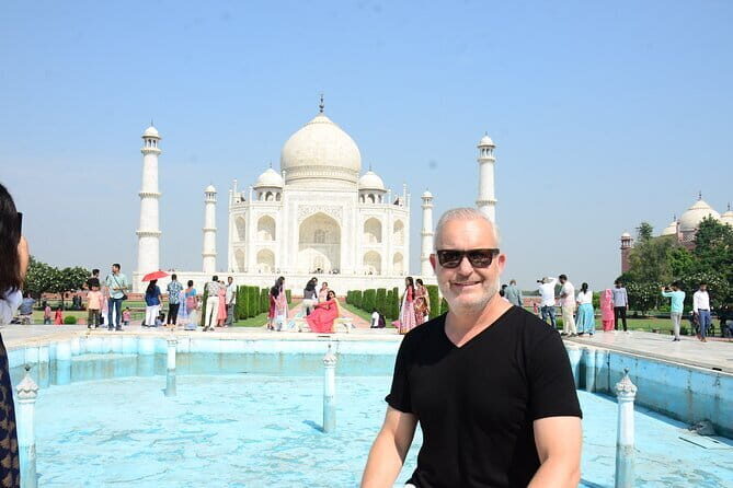 Taj Mahal Entrance Ticket - How a private guide improves the Taj Mahal visit (especially with Mughal context)
